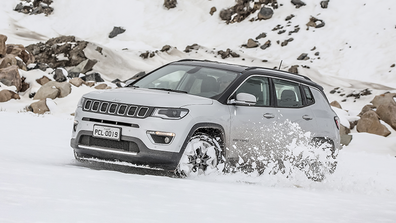 Jeep en Valle Nevado