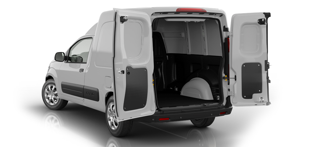 Van 700 Rapid Ram Precios, información y más Piamonte